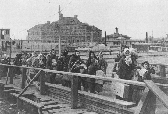 Ellis island 1902 US