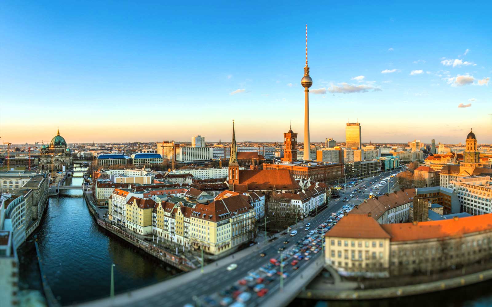 Top Best 10 Attractions in Berlin for the Tourist