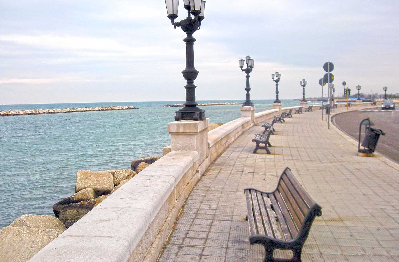 Lungomare (Seafront Promenade) 