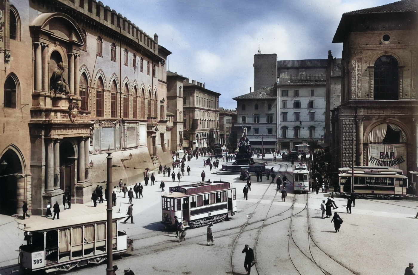 Bologna City Piazza - Maggiore Old Photo (1900s)