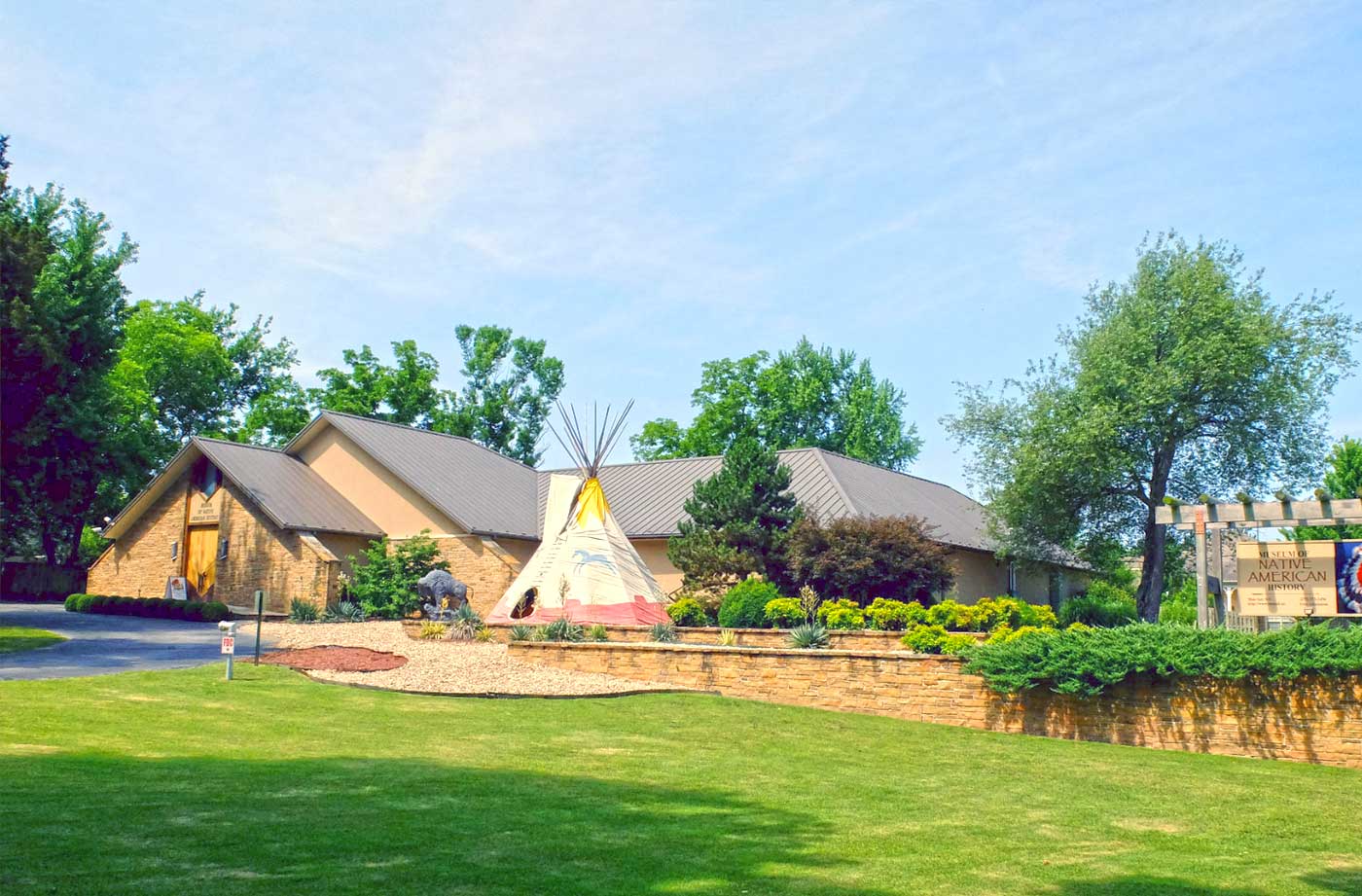 Museum of Native American History (MONAH)